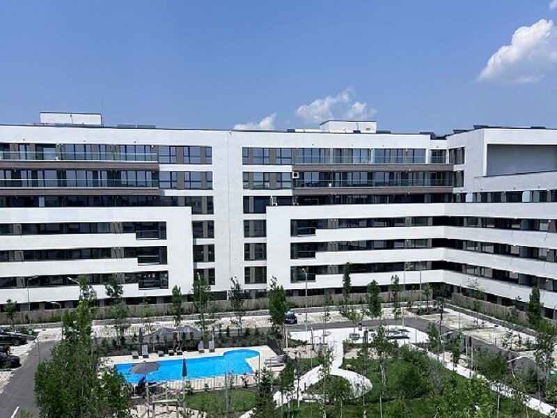 Chitila Mall Colosseum, 2 camere decomandat + gradina proprie